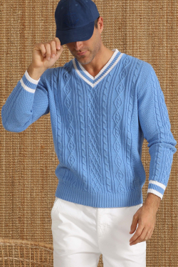 Пуловер в Теннисном стиле