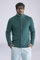 Cardigan Voyage