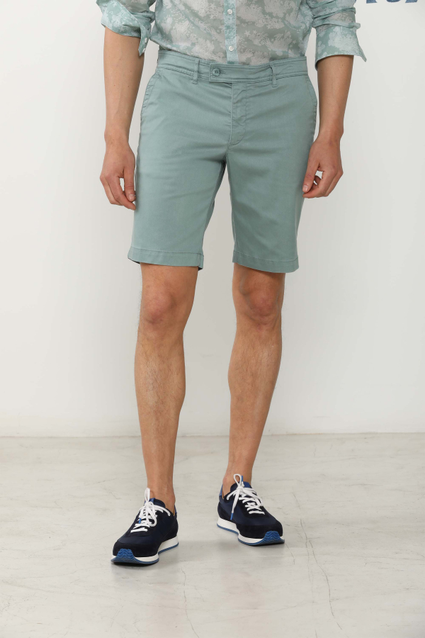 Bermuda-Shorts aus Tencel